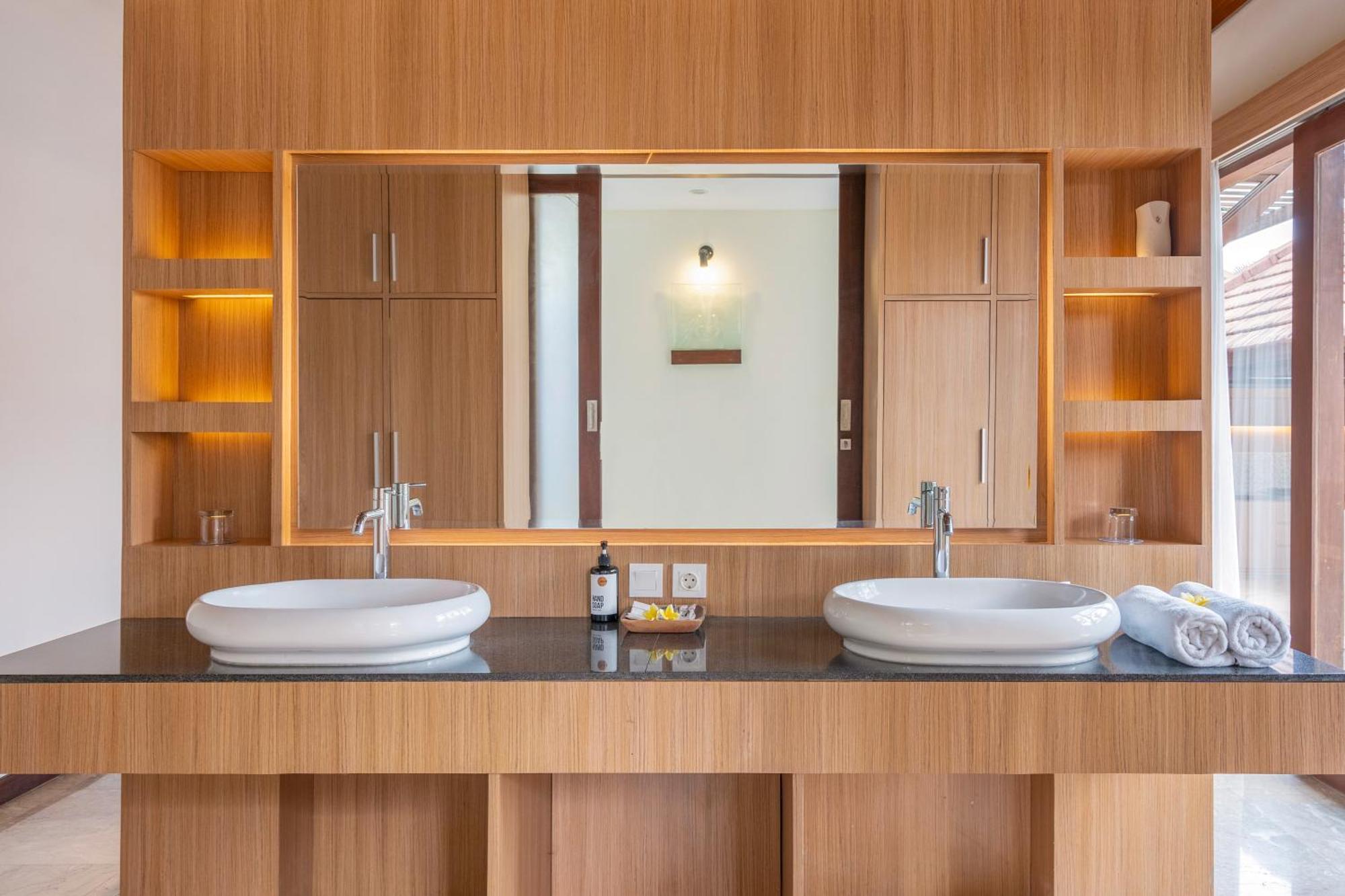 Kings Villas Sanur By Moria Ντενπασάρ Εξωτερικό φωτογραφία